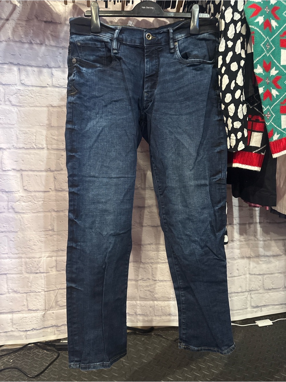 Parasuco • Men's Indigo Straight Jeans - Picture 2 of 4
